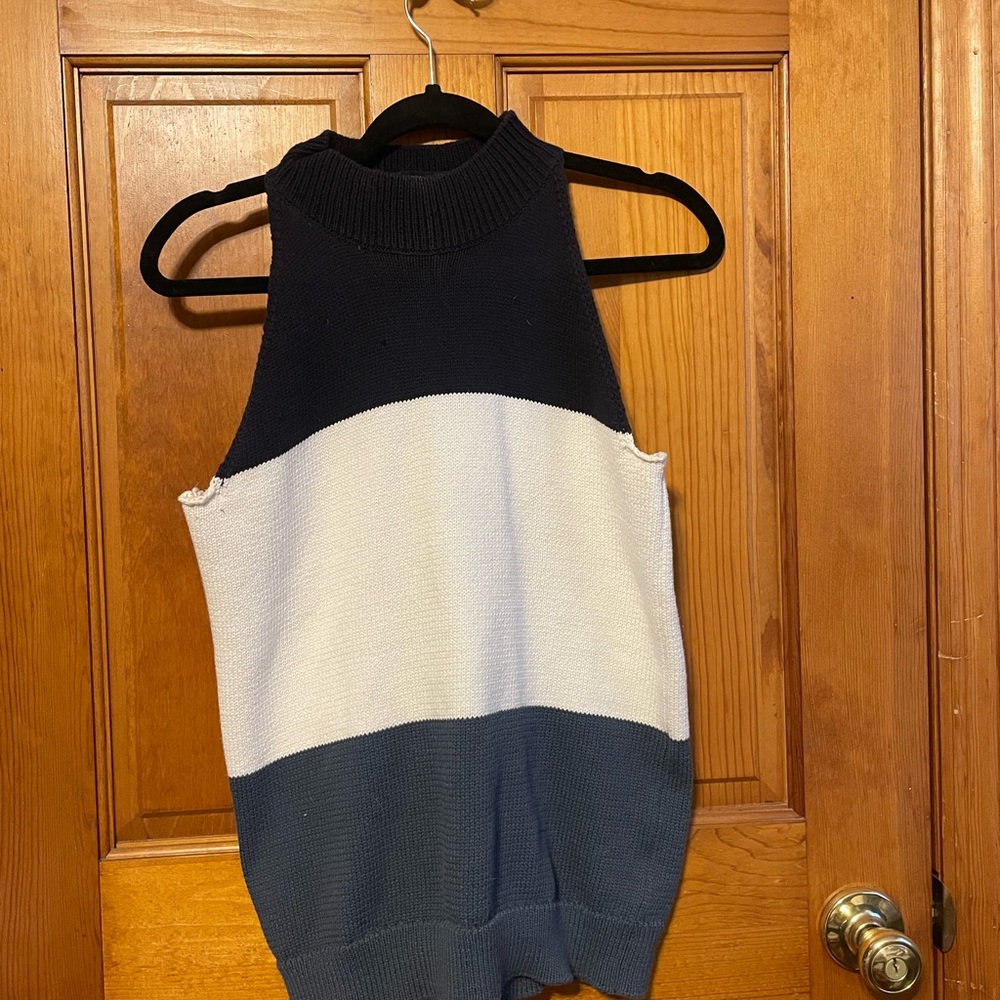 Colorblock Sleeveless Knit Top